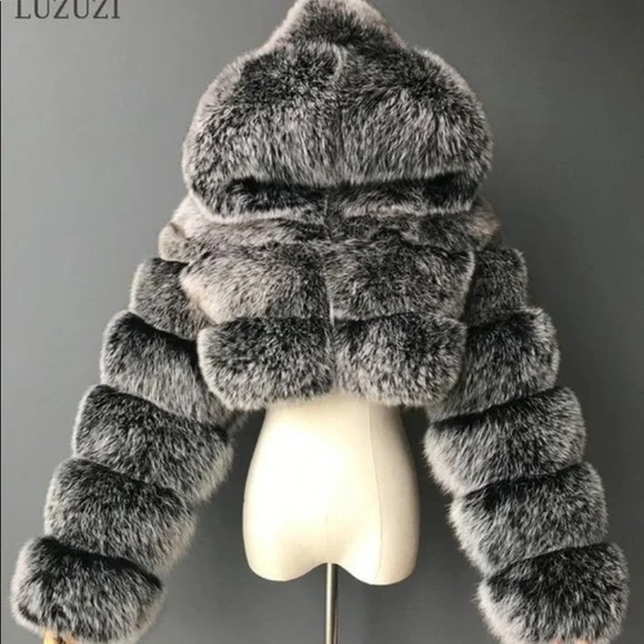 Beautiful Sexy Fur Cropped Jacket/Coat | Color: Gray | Size: S | Shalah08's Closet Beautiful Sexy Fur Cropped Jacket/Coat | Color: Gray | Size: S | Shalah08's Closet